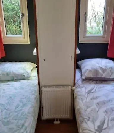 Nabij Bos I Ontspan In De Prázdninový dům *