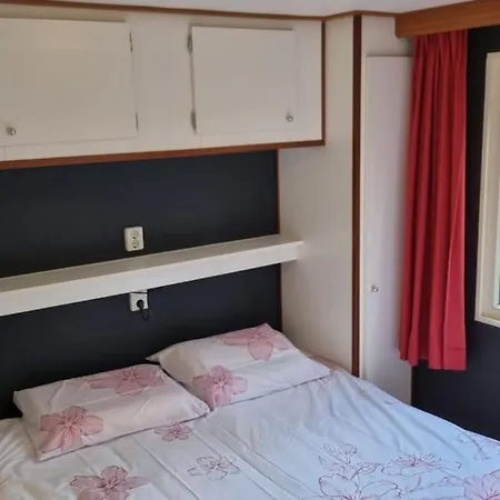 Vlak Bij Het Bos Met Omheinde Tuin - Hoenderloo, Veluwe Ferienhaus *